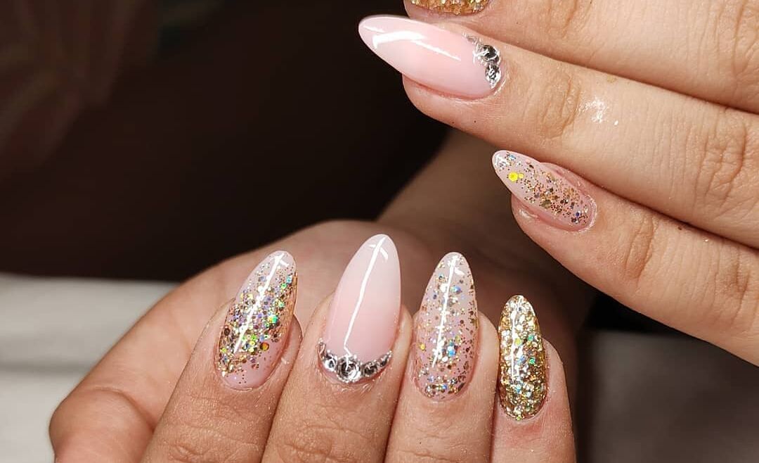 The Best Valentine's Day Nails in 2024 to Celebrate Love – Style Meets Story